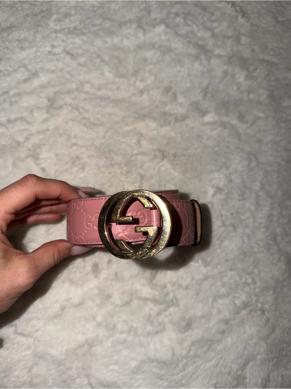 Gucci Embossed Pink Leather Belt with Interlocking G Motif - Picture 2 of 5